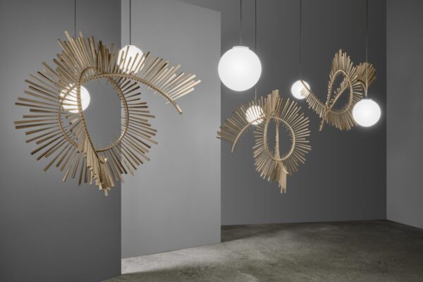 Moderne Aimei Pendelleuchte von A-Emotional Light in elegantem Design für stilvolle Raumbeleuchtung.