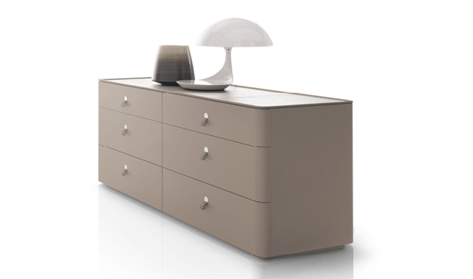 Italienische Design-Kommode Kube 10 von Alivar in moderner Ausführung.