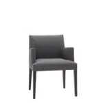 Moderne Anna7 Stühle von Andreu World in verschiedenen Farben und Designs.