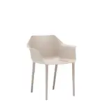 Moderner Gala 5 Designerstuhl von Andreu World in elegantem Design.