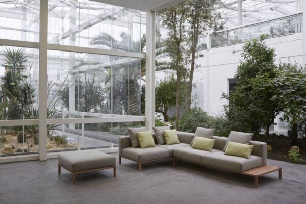 Aris Sofa in italienischem Design - elegante Sitzgelegenheit von Wow Italy.