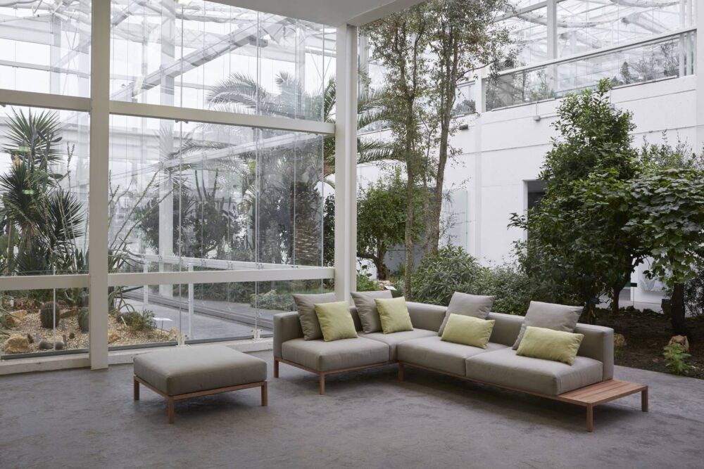 Aris Sofa in italienischem Design - elegante Sitzgelegenheit von Wow Italy.