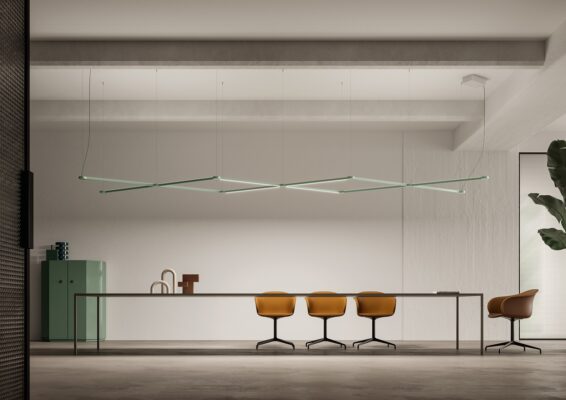 Moderne Axolight Poses Designer-Leuchten in eleganter Ausführung für stilvolle Innenräume.