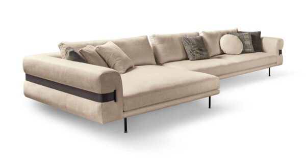 Elegantes Cantori Valley Sofa - Hochwertiger Zweisitzer in zeitlosem Design für stilvolle Wohnräume.