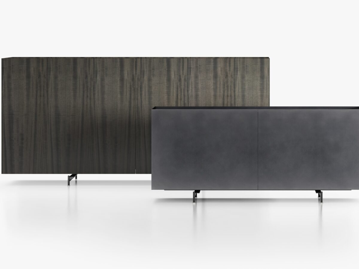 Elegante Atelier-Kommode von Capo dOpera mit raffinierten Details und zeitlosem Design.