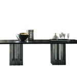 Eleganter Empire Esstisch von Casamilano mit modernem Design für stilvolle Wohnräume.