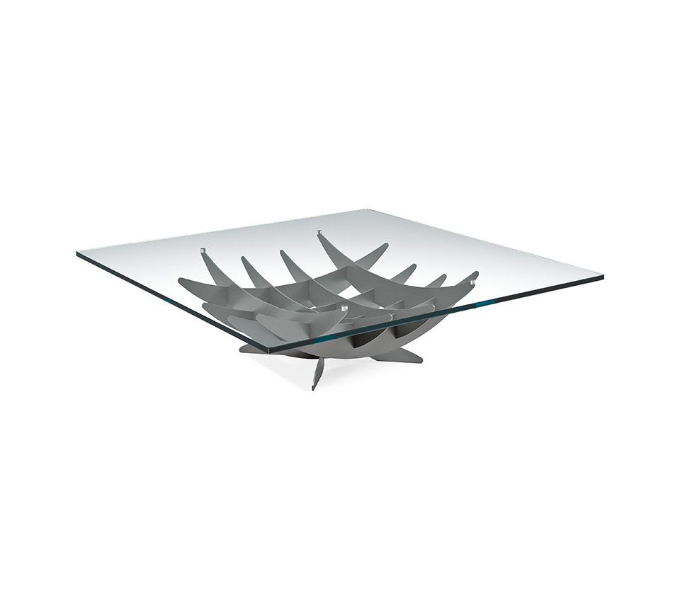 Eleganter Couchtisch Atlas mit Glasplatte und modernem Metallgestell von Cattelan Italia.
