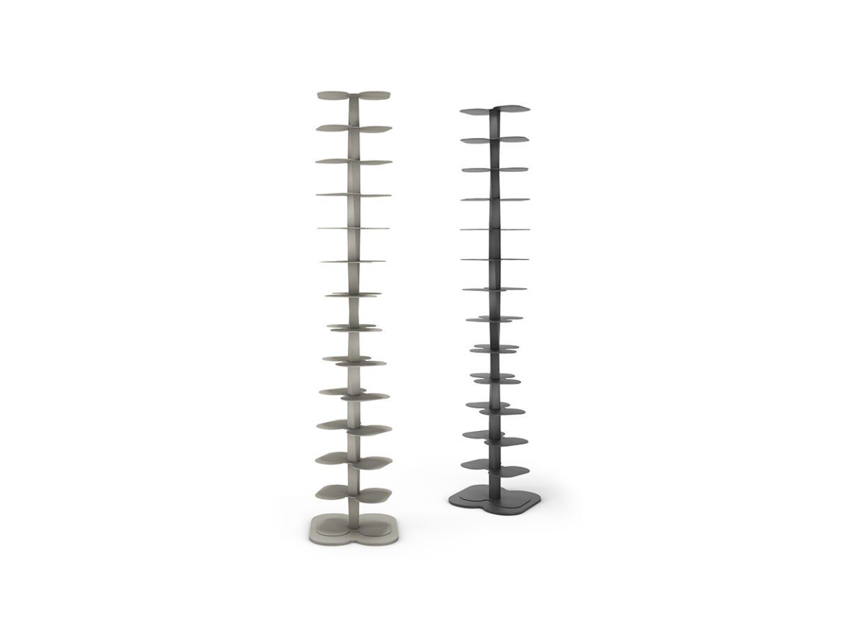 Modernes DNA Bücherregal von Cattelan Italia mit asymmetrischem Design in elegantem Finish.