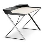 Moderner Qwerty Schreibtisch von Cattelan Italia mit elegantem Design für stilvolles Arbeiten.