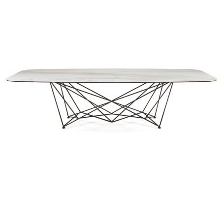 Moderner Cattelan Italia Gordon Esstisch mit eleganter Keramikplatte und minimalistischem Design.