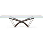 Moderner Marathon Esstisch von Cattelan Italia mit eleganter Glasplatte und skulpturalem Metallgestell.