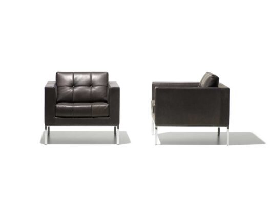 De Sede DS-159 Sofa in luxuriösem Leder, entworfen vom Schweizer Design Team.