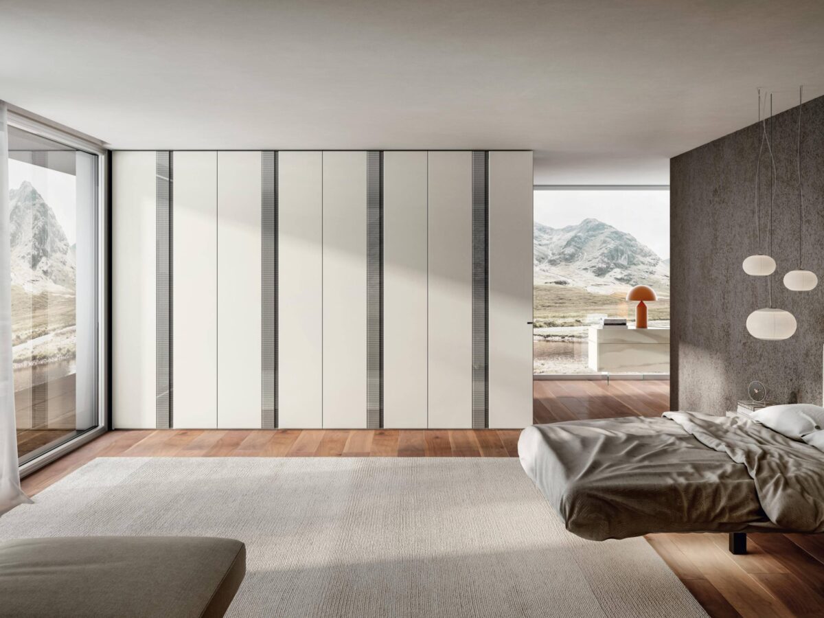 Stilvolle Lago Glasschränke mit elegantem Design für moderne Wohnräume und zeitgemäße Einrichtung.