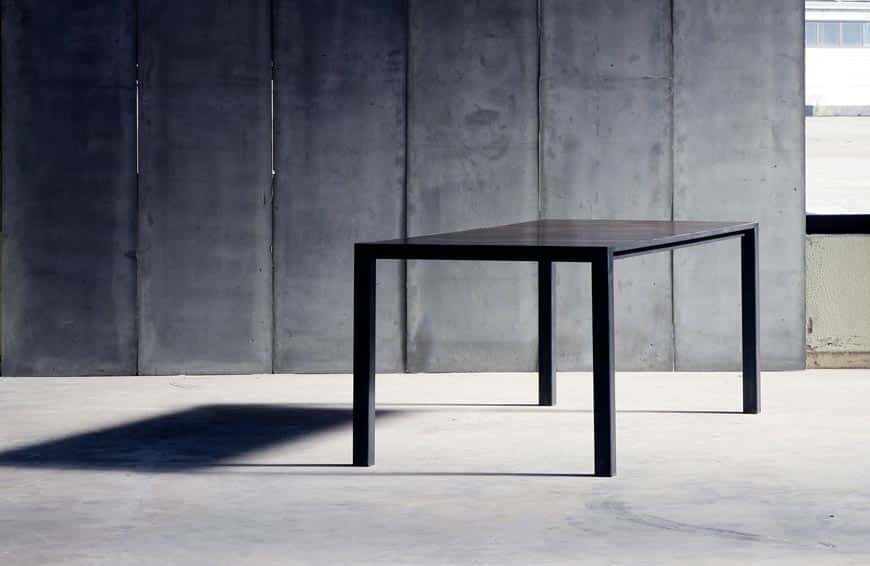 Eleganter Heerenhuis Couchtisch aus Holz für moderne Wohnzimmer und stilvolle Einrichtungen.