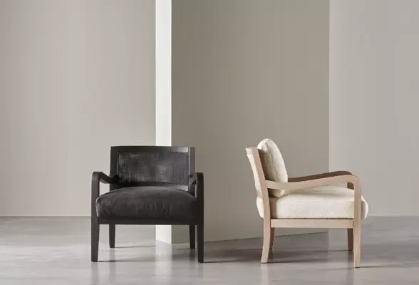 Eleganter Meridiani Forrest Soft Sessel mit weicher Polsterung für stilvolles Wohnen.