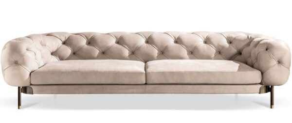 Luxuriöses Cantori Atenae Sofa mit eleganten geschwungenen Linien und hochwertiger italienischer Polsterung.