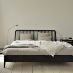 Ethnicraft Bett Spindle