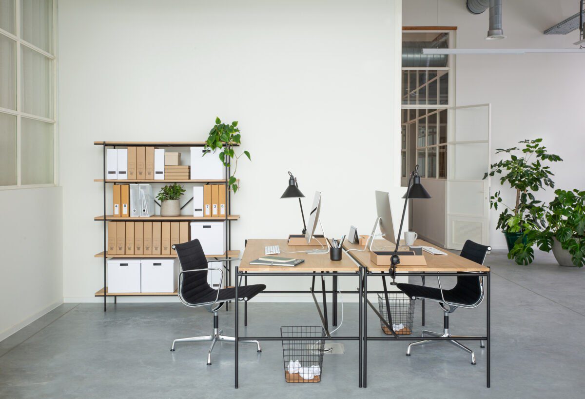 Ethnicraft Schreibtisch Oscar