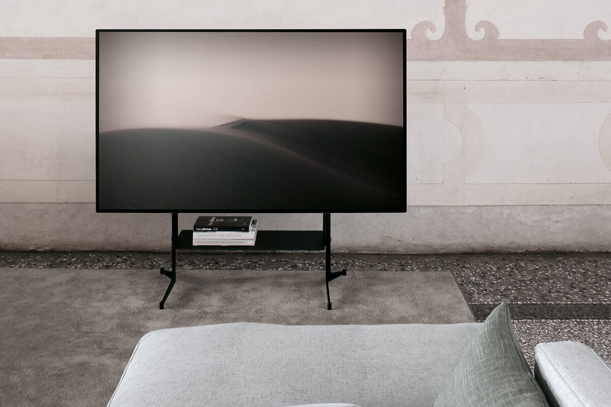 Moderner TV-Ständer Urano von Extendo für stilvolle Wohnzimmer