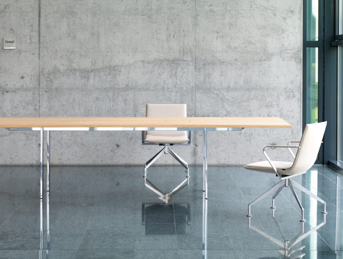 Girsberger Tisch Adapt 10