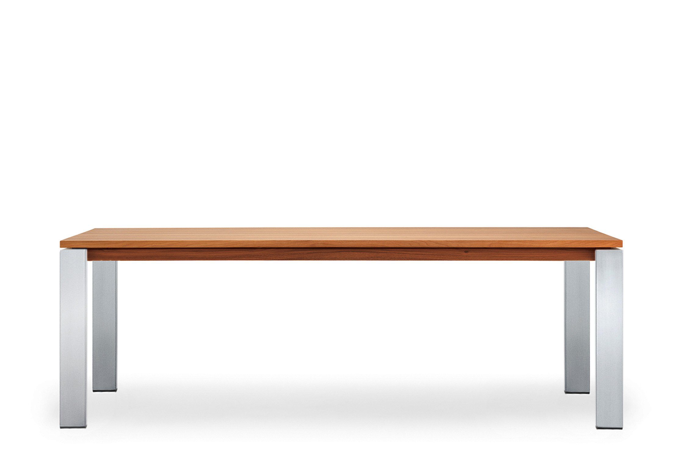 Moderner Girsberger Andra Bürotisch mit elegantem Design für produktives Arbeiten.
