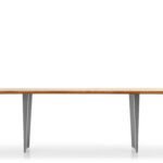Eleganter Girsberger Onda 14 Designtisch mit geschwungener Form und hochwertiger Verarbeitung.