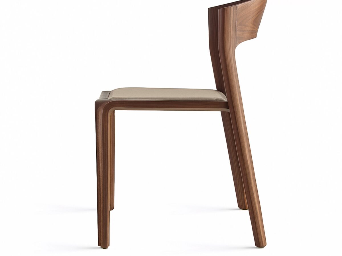 Moderner Goes Primum Designerstuhl mit ergonomischer Sitzschale und elegantem Gestell für stilvolles Wohnen.