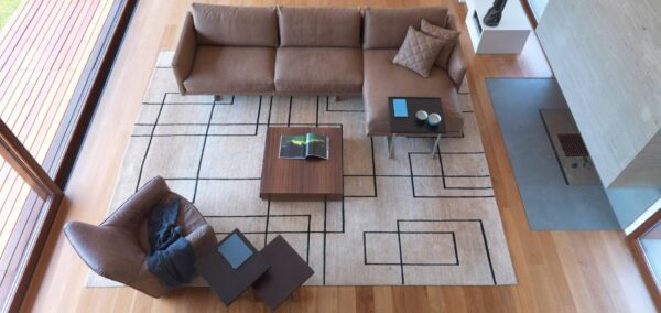 Modernes Gyform Eliot 7 Sofa in elegantem Design für stilvolle Wohnräume