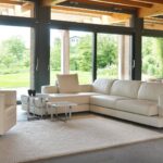 Modernes Designer-Sofa Ghost 6 von Gyform mit eleganter Polsterung und zeitlosem Design.