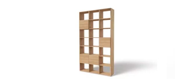 Modernes Javorina Flexiklon Wandregal aus Holz für stilvolle Wohnraumgestaltung.
