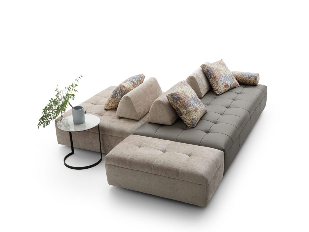Elegantes Reed Sofa in modernem Design von Le Comfort für stilvolles Wohnen.