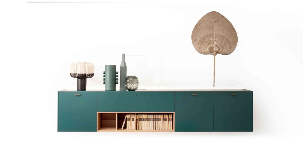 Moderne Lema LT40 Kommode mit elegantem Design und praktischen Schubladen für stilvolle Wohnräume.