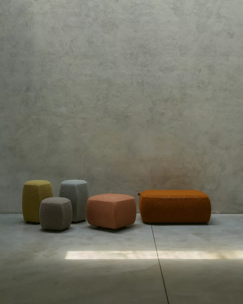 Elegantes Luxy Sofa im Muscheldesign - Sea Shell 6 in modernem Stil.
