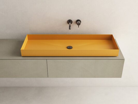 Moderne Architekturfassade des Moab80 Block 15 Gebäudes in Utah mit geometrischen Designelementen.