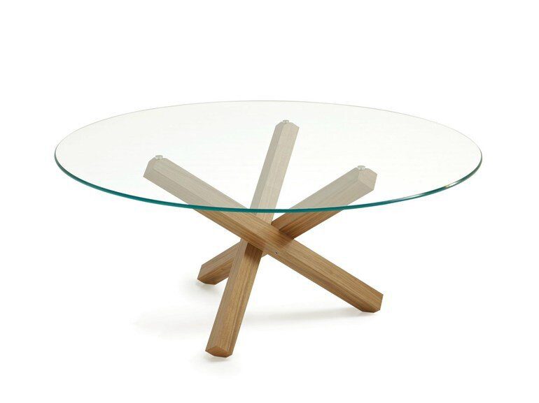 Moderner Aikido Esstisch von Sovet Italia mit elegantem Design