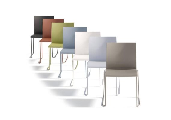 Moderner Artesia 5 Stuhl von Gaber mit elegantem italienischen Design für stilvolle Einrichtung.