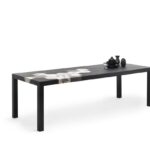 Eleganter Cementino Tisch von Mogg mit puristischem Design aus hochwertigen Materialien.