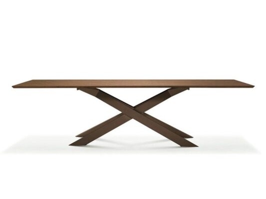 Moderner Cross Wood Esstisch von Sovet Italia mit elegantem Holzdesign