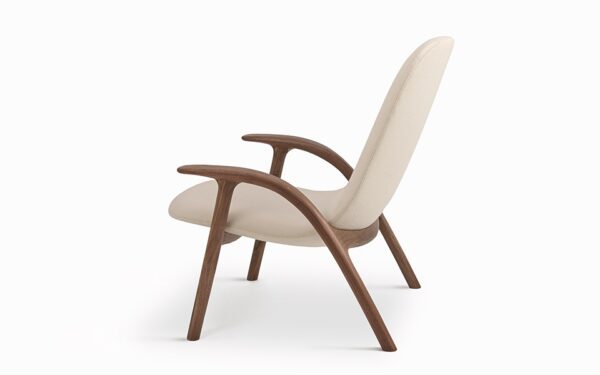 Designer-Sessel Alpha 1 von Goes in modernem Design für komfortables Sitzen im Wohnbereich.