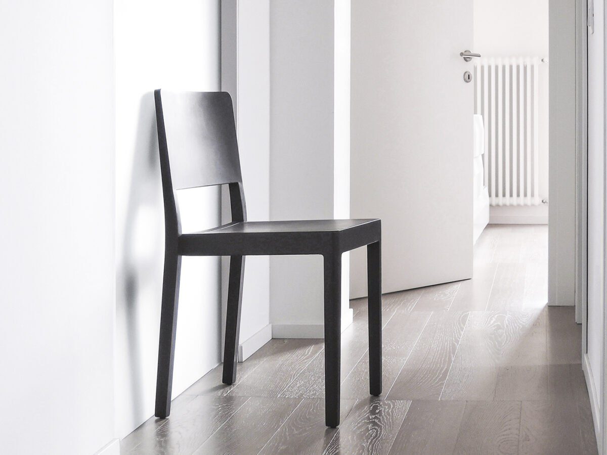 Eleganter Designstuhl Shira 14 von Bedont mit modernem Stil und hochwertigem Design.