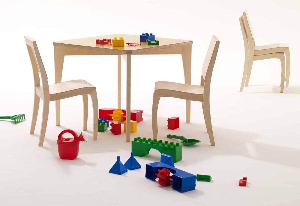 Moderner Esstisch Sixkid 3 von Sixay mit elegantem Design für stilvolle Esszimmer.