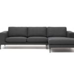 Modernes Bensen Ecksofa mit eleganter Sectional-Form für stilvolle Wohnräume.