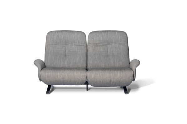 FSM Sofa Lime in frischem Grün - elegantes, hochwertiges Design für modernes Wohnen.