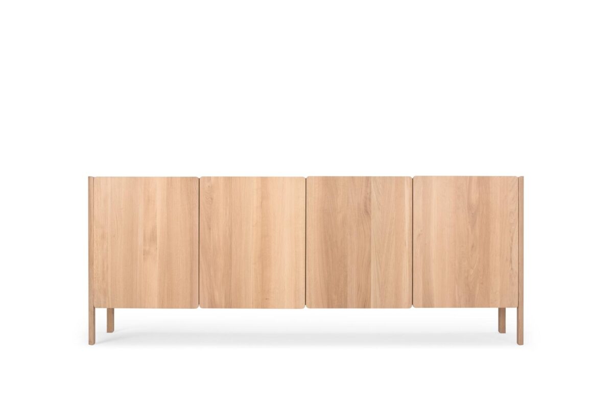 Modernes Gazzda Dvor Sideboard aus geölter Eiche mit eleganten Schubladen für Ihr Wohnzimmer