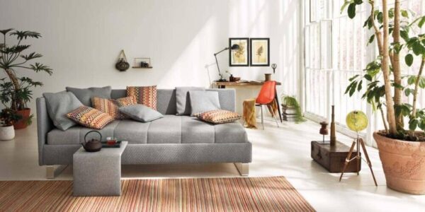 Modernes Joka Calma Schlafsofa in stilvollem Design für komfortables Wohnen und Schlafen.