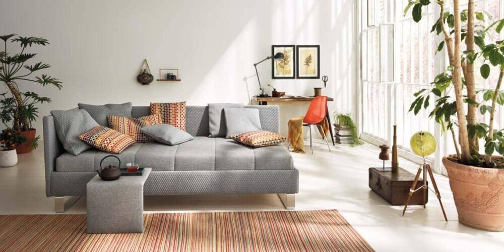 Modernes Joka Calma Schlafsofa in stilvollem Design für komfortables Wohnen und Schlafen.