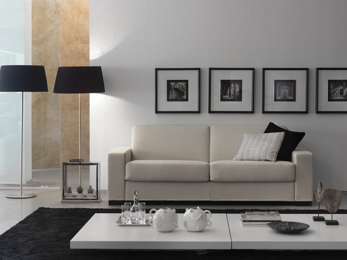 Elegantes Duke 8 Schlafsofa von Milano Bedding mit modernem Design und hohem Komfort.