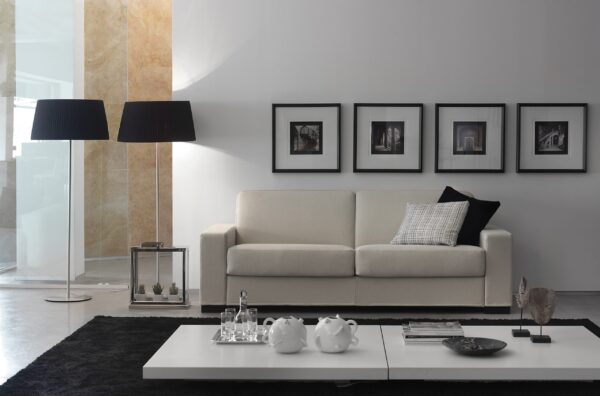Elegantes Duke 8 Schlafsofa von Milano Bedding mit modernem Design und hohem Komfort.