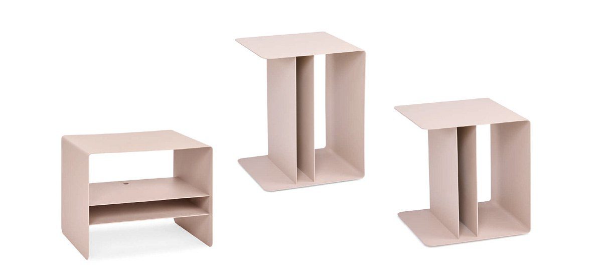 Moderner Möller Design Bend Beistelltisch aus hochwertigem Material für stilvolles Wohnen.