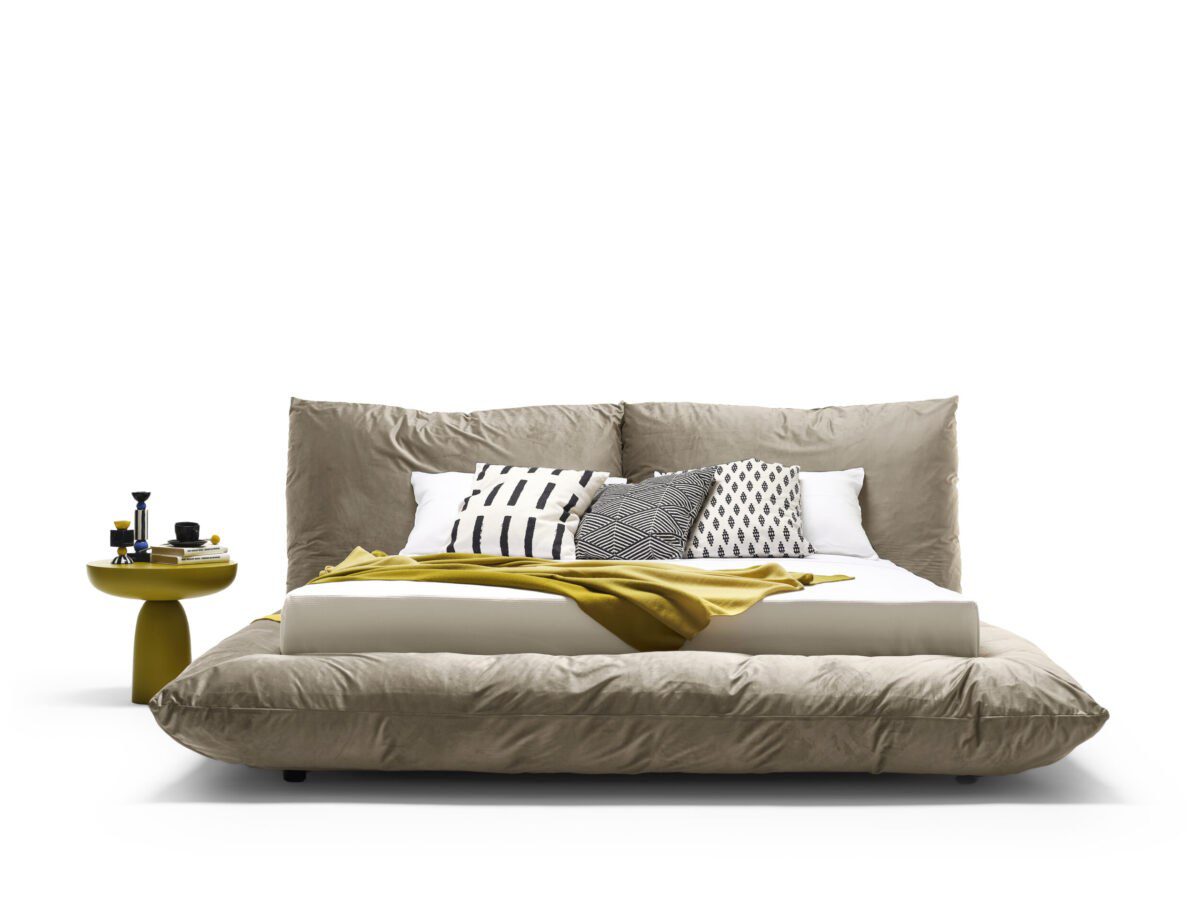 Modernes Alba Bett von Mogg mit minimalistischem Design für stilvolle Schlafzimmer.